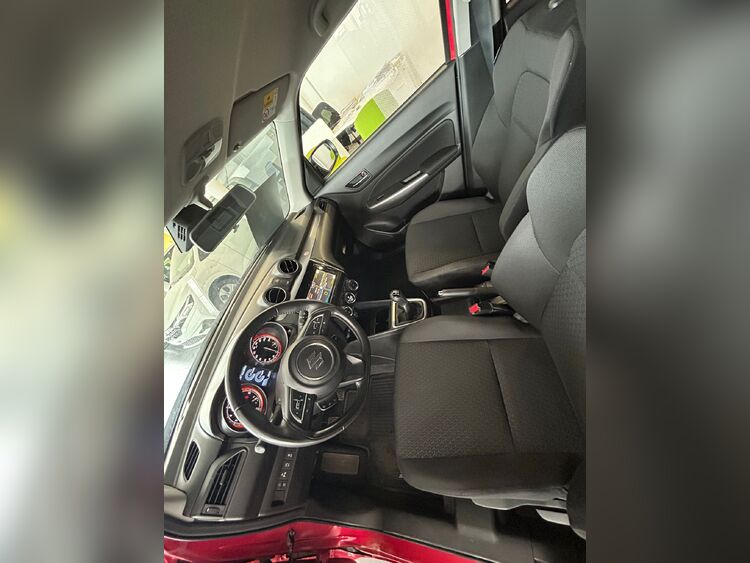 Suzuki Swift  foto 6